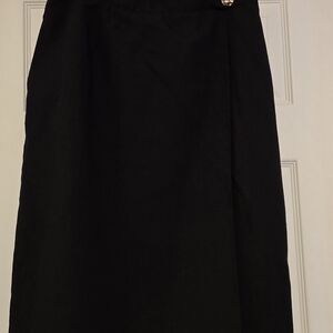 Chic Black Women's Skirt